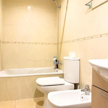 Double Bed In Old Town Проживание в семье *